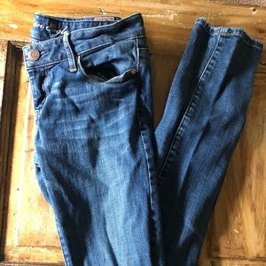 4L American Eagle Skinny